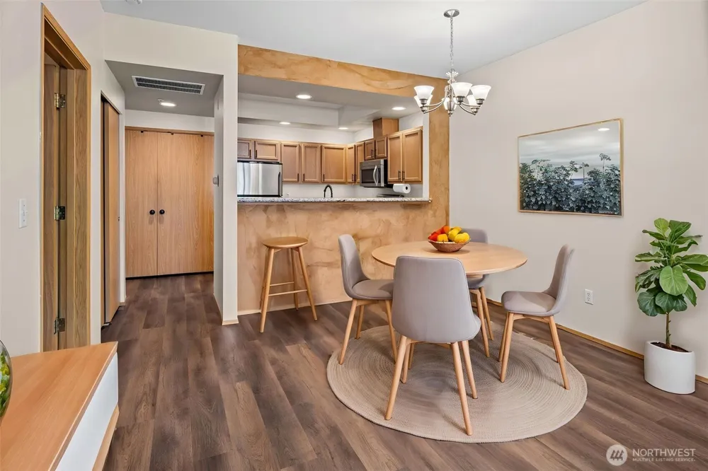 4714 Mill Pond Drive SE #403 Auburn, WA 98092