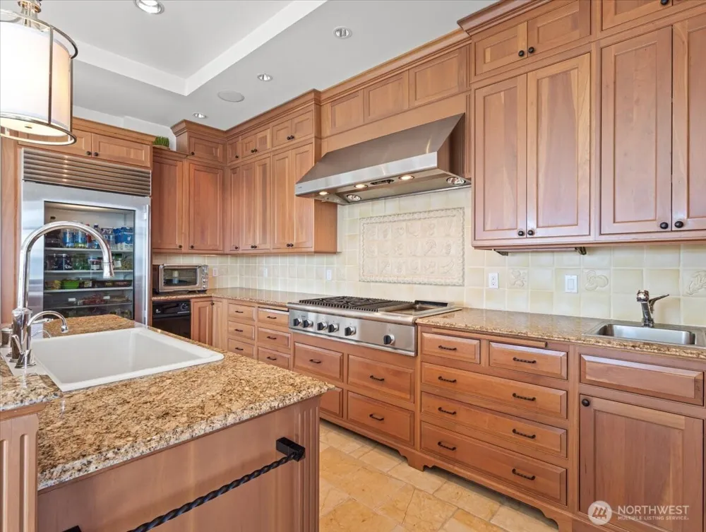 2015 SE Columbia River Dr #450 Vancouver, WA 98661
