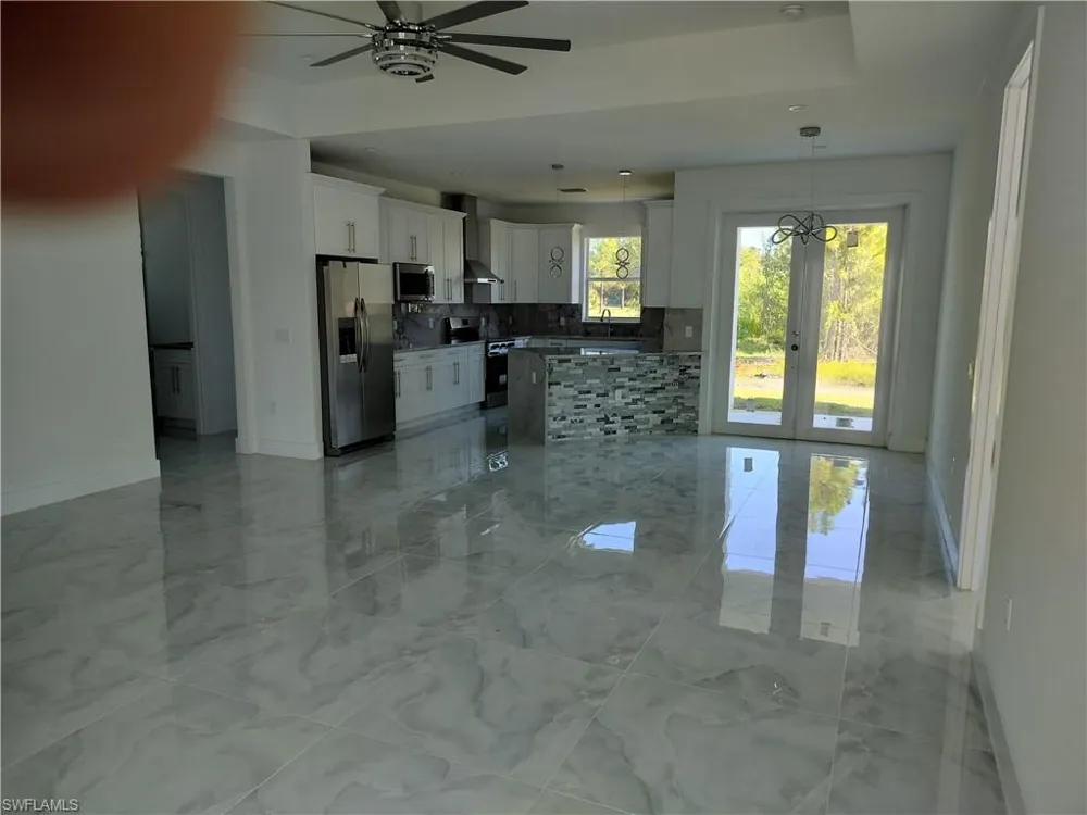 4369 54th Avenue NE Naples, FL 34120