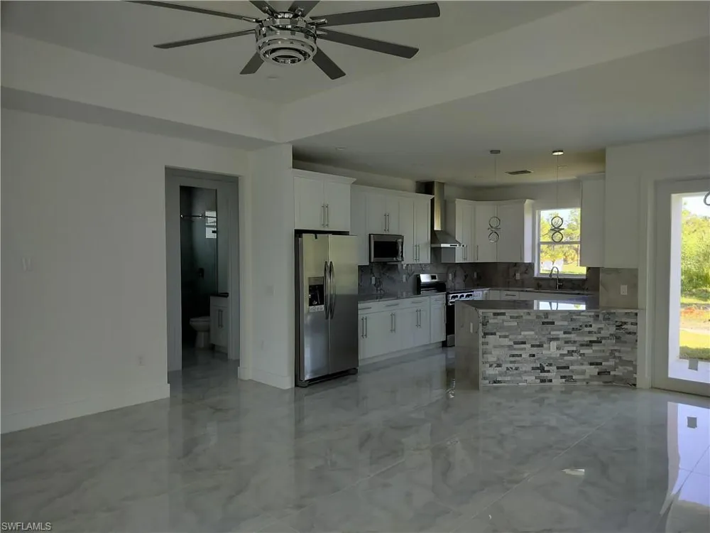 4369 54th Avenue NE Naples, FL 34120