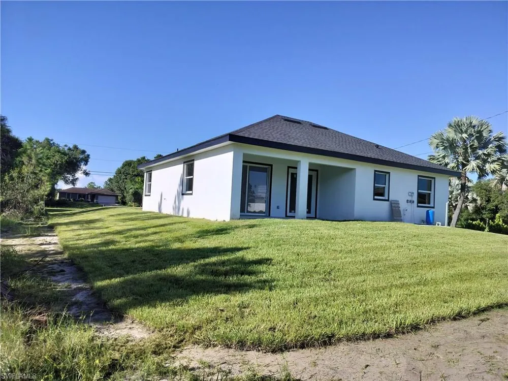 4369 54th Avenue NE Naples, FL 34120