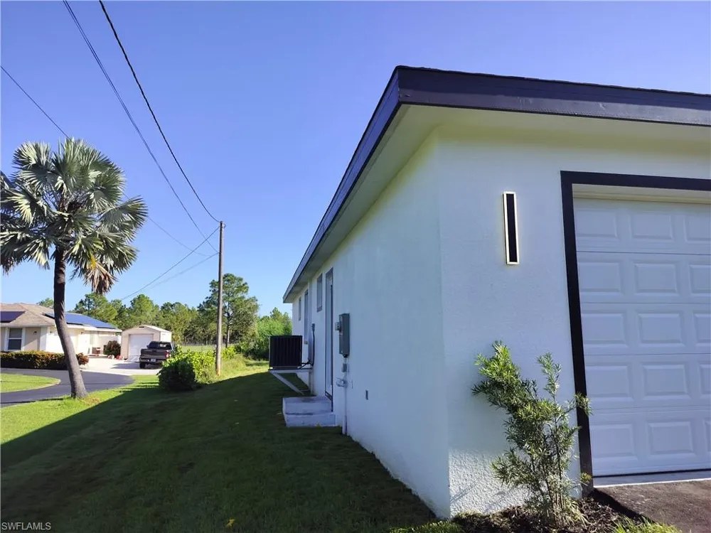 4369 54th Avenue NE Naples, FL 34120