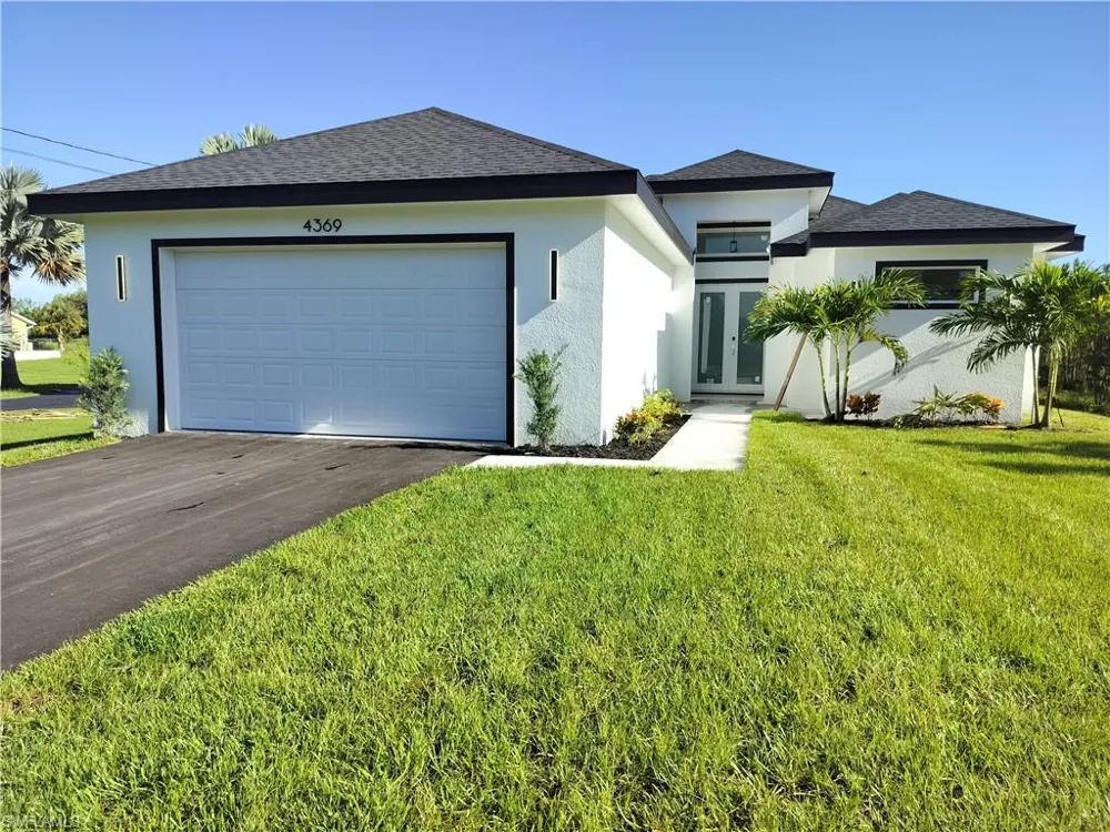 4369 54th Avenue NE Naples, FL 34120