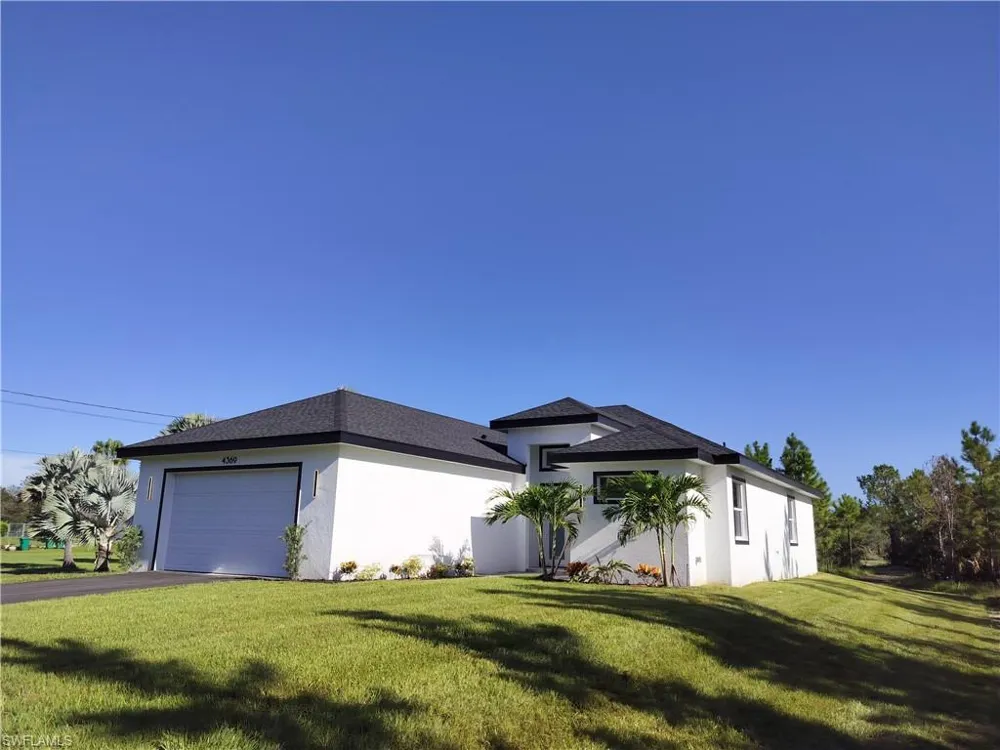 4369 54th Avenue NE Naples, FL 34120