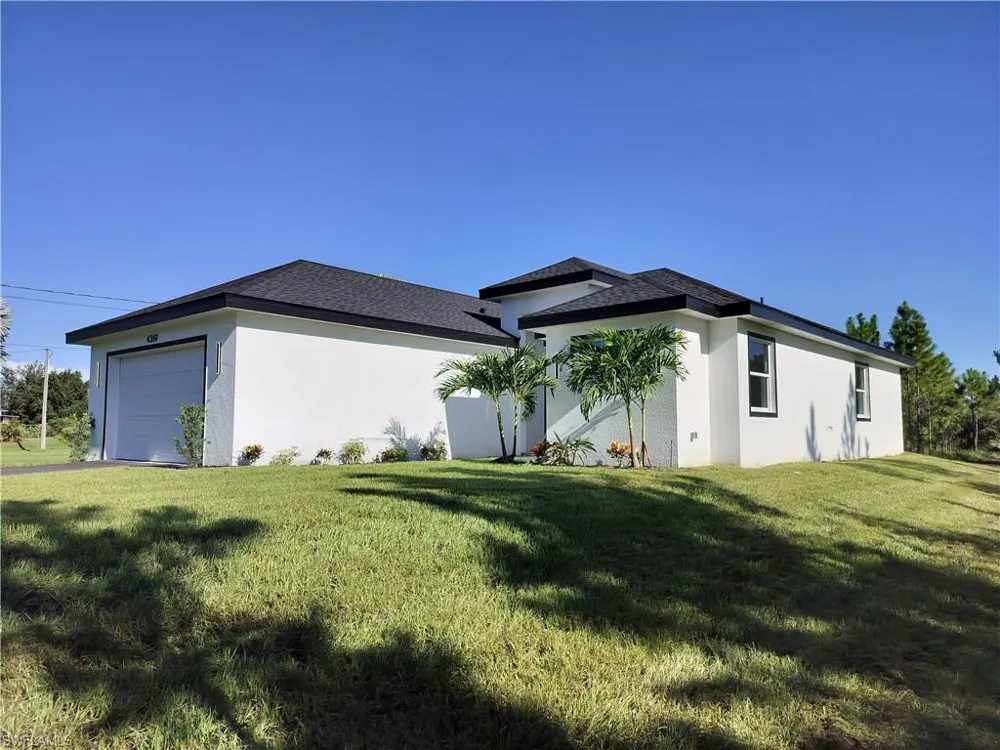 4369 54th Avenue NE Naples, FL 34120