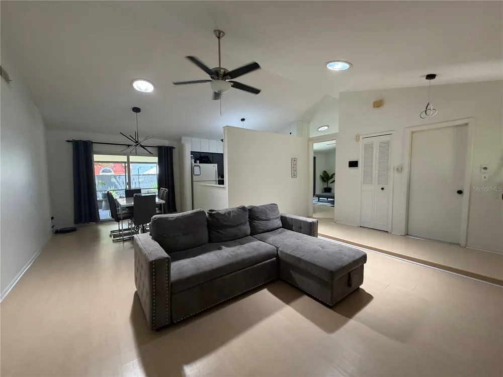 200 W PANAMA ROAD Winter Springs, FL 32708