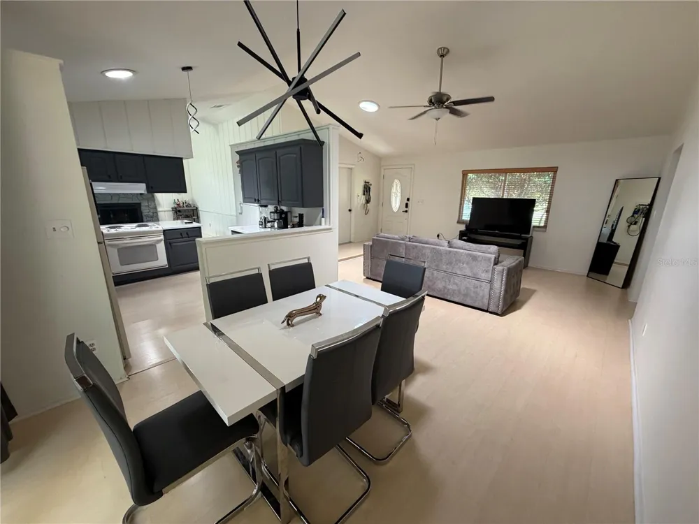 200 W PANAMA ROAD Winter Springs, FL 32708