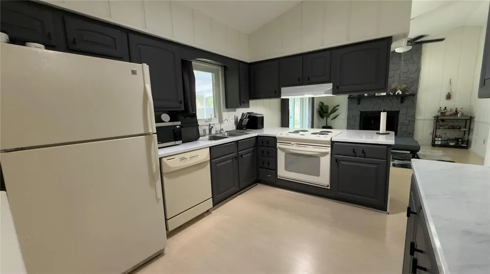 200 W PANAMA ROAD Winter Springs, FL 32708