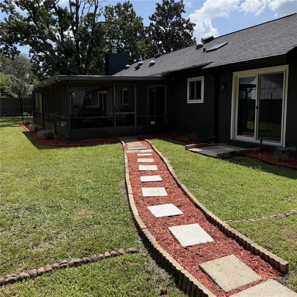 200 W PANAMA ROAD Winter Springs, FL 32708