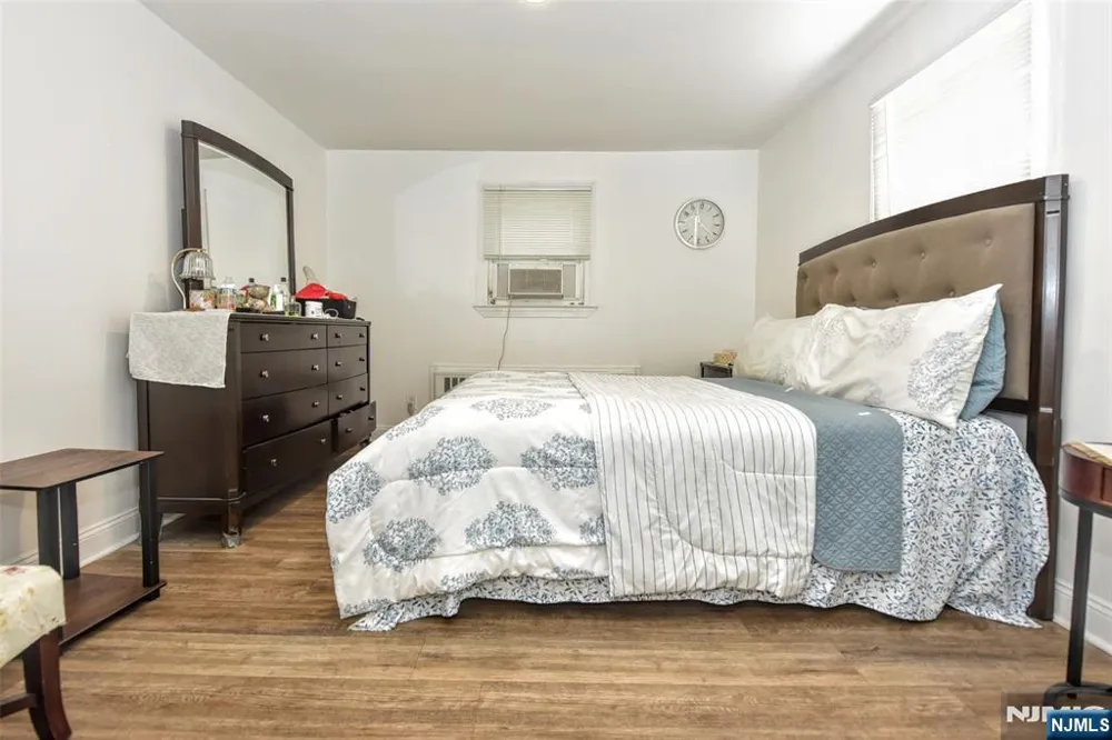 347 Forest Avenue Paramus, NJ 07652