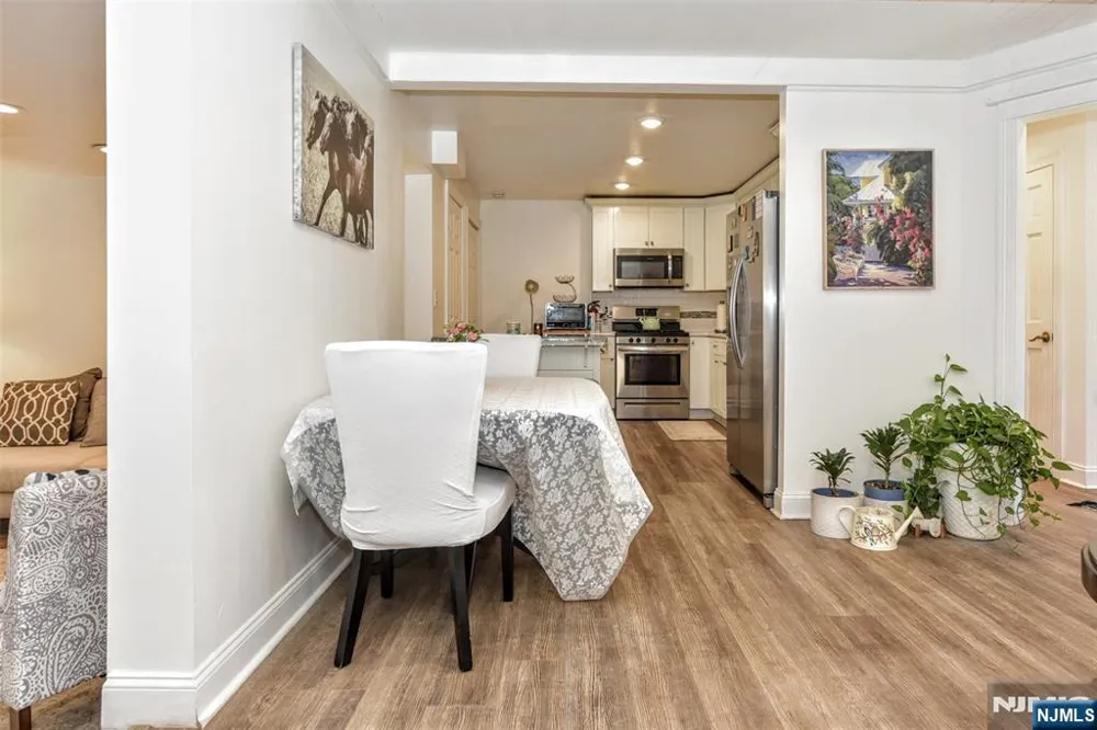 347 Forest Avenue Paramus, NJ 07652
