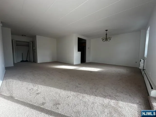77 Prospect Avenue 3i Hackensack, NJ 07601