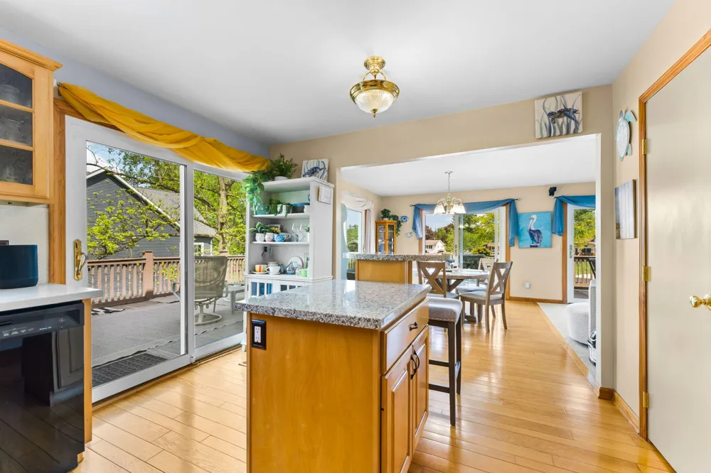 7490 Ledgewood Drive Fenton, MI 48430