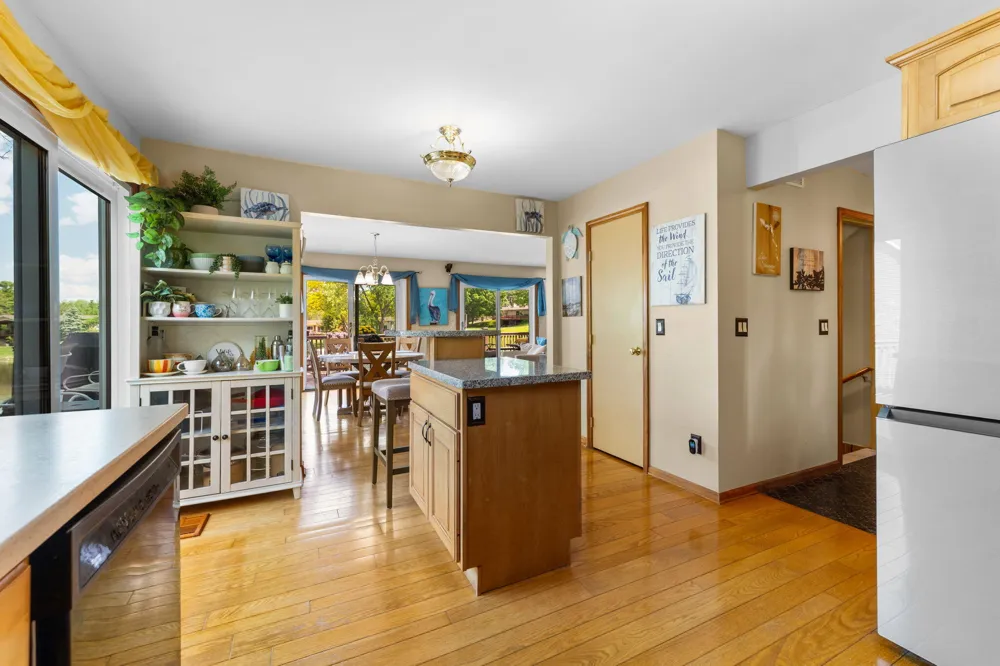 7490 Ledgewood Drive Fenton, MI 48430