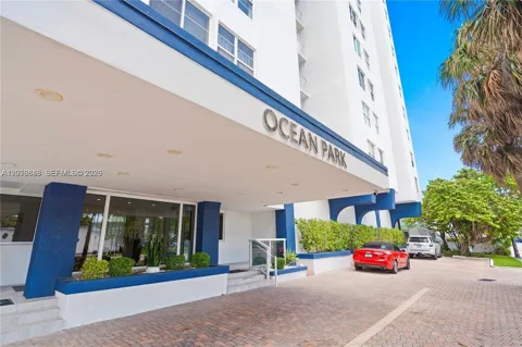 6450 Collins Ave #205