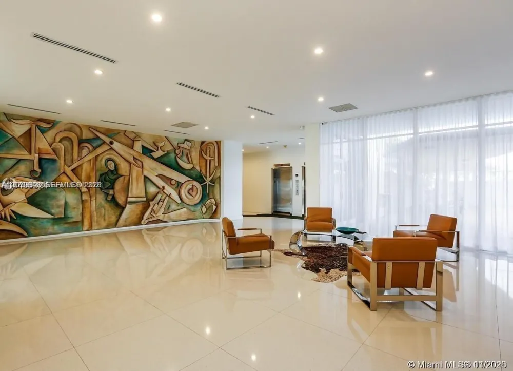 6450 Collins Ave #205 Miami Beach, FL 33141