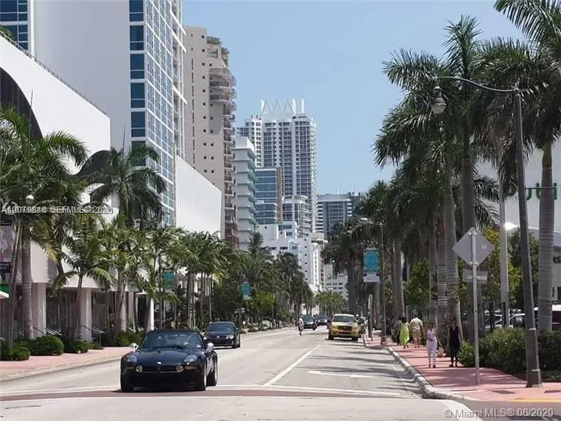 6450 Collins Ave #205 Miami Beach, FL 33141