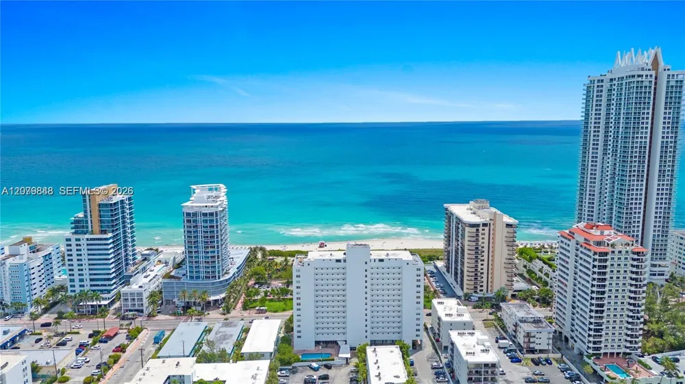 6450 Collins Ave #205 Miami Beach, FL 33141