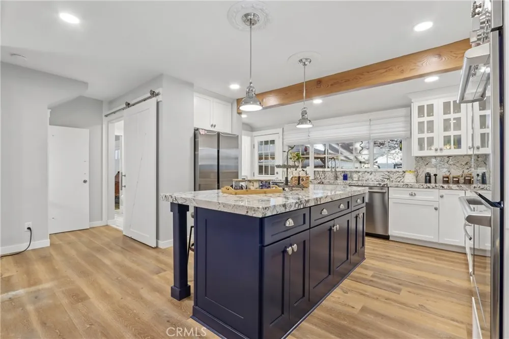 229 Hemlock Drive Lake Arrowhead, CA 92352