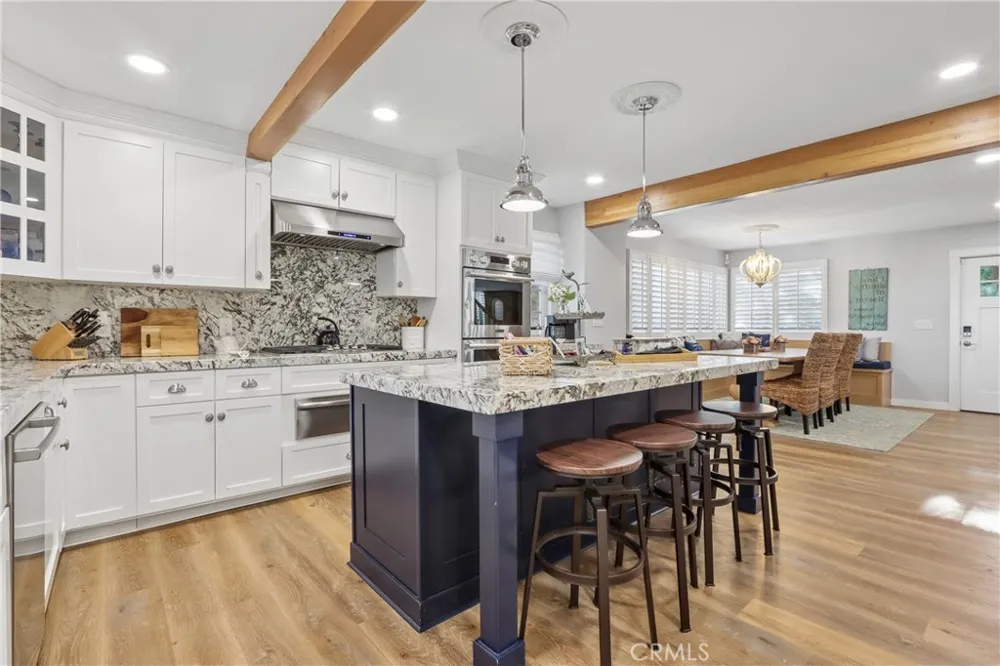 229 Hemlock Drive Lake Arrowhead, CA 92352