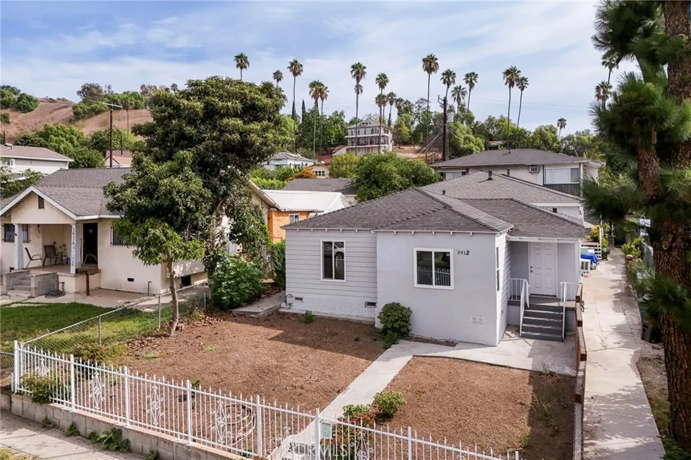 3910 Drysdale Avenue Los Angeles, CA 90032