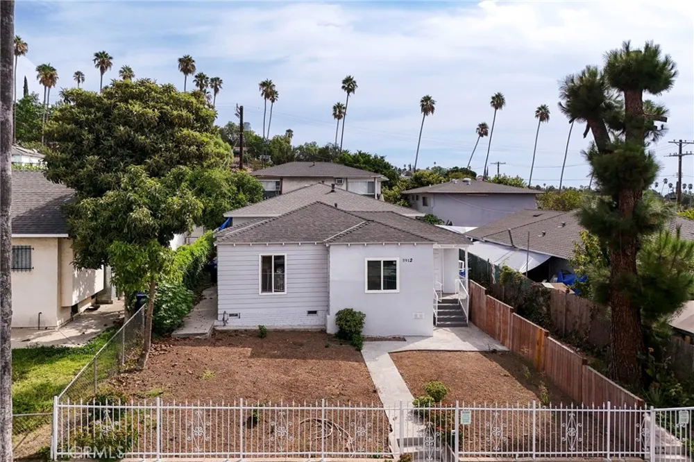3910 Drysdale Avenue Los Angeles, CA 90032