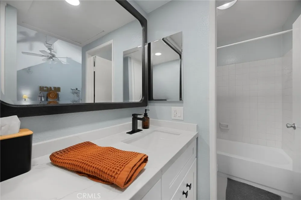 2773 Pine Creek Fullerton, CA 92835