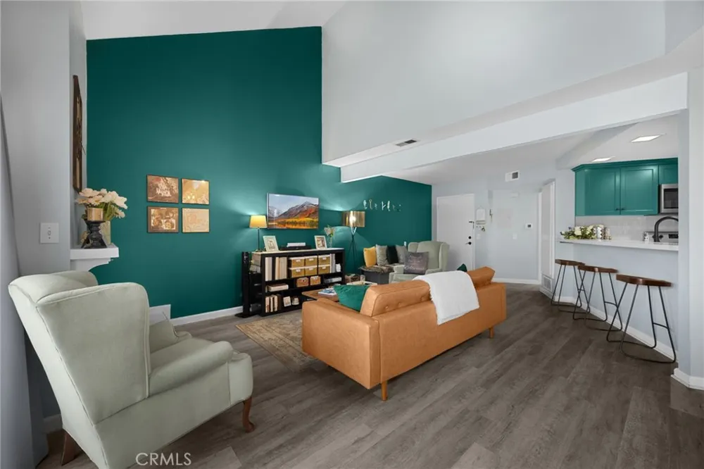 2773 Pine Creek Fullerton, CA 92835