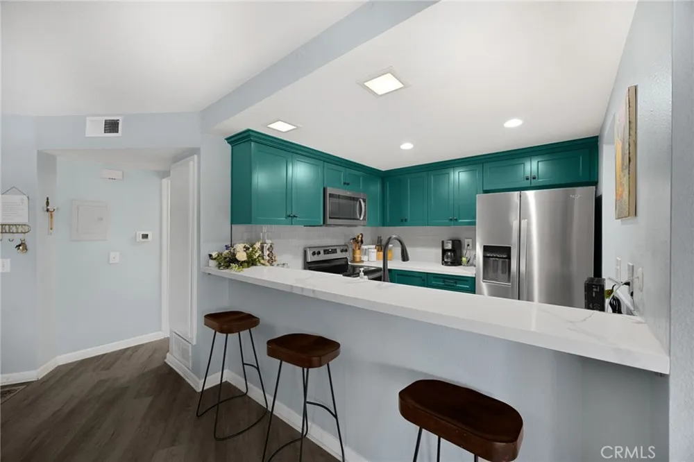 2773 Pine Creek Fullerton, CA 92835