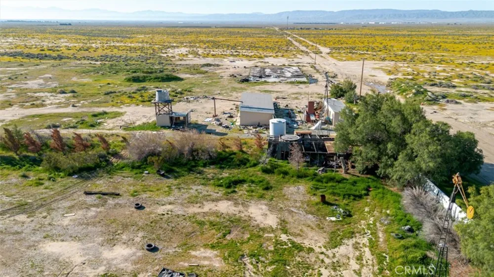 3353 W Avenue C Lancaster, CA 93536