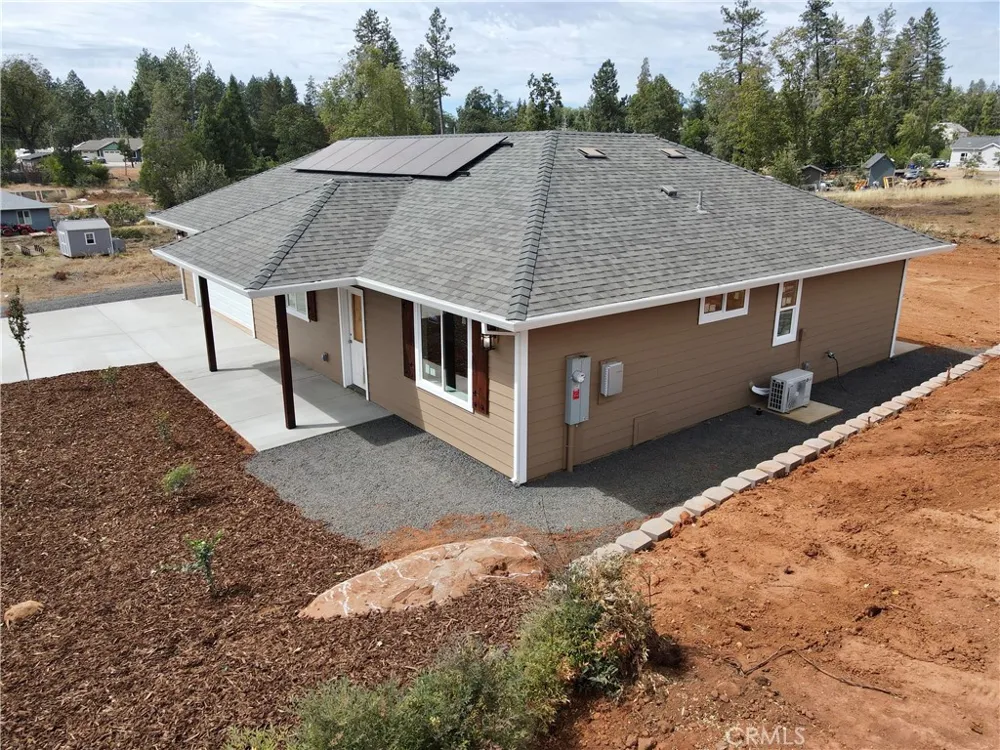 1439 Powell Paradise, CA 95969