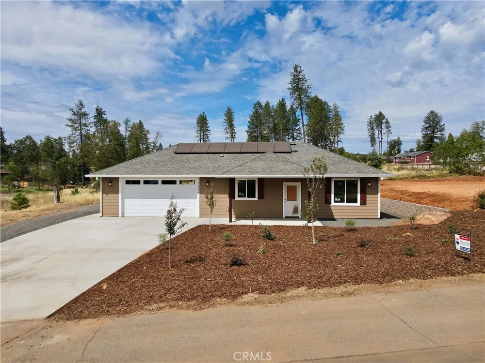 1439 Powell Paradise, CA 95969