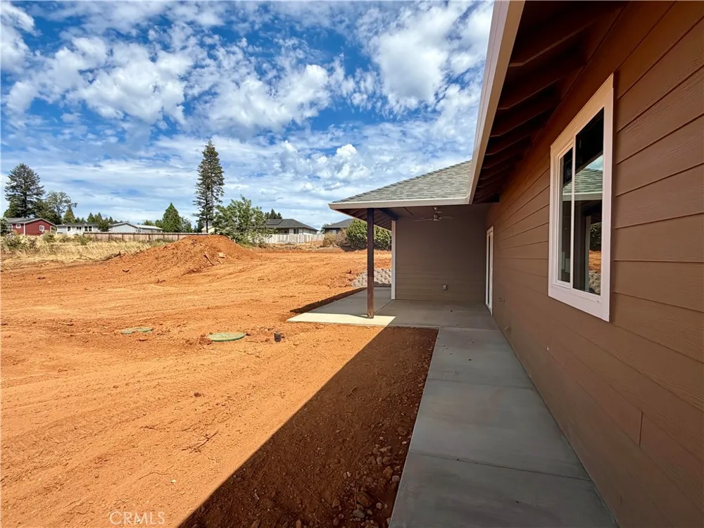 1439 Powell Paradise, CA 95969