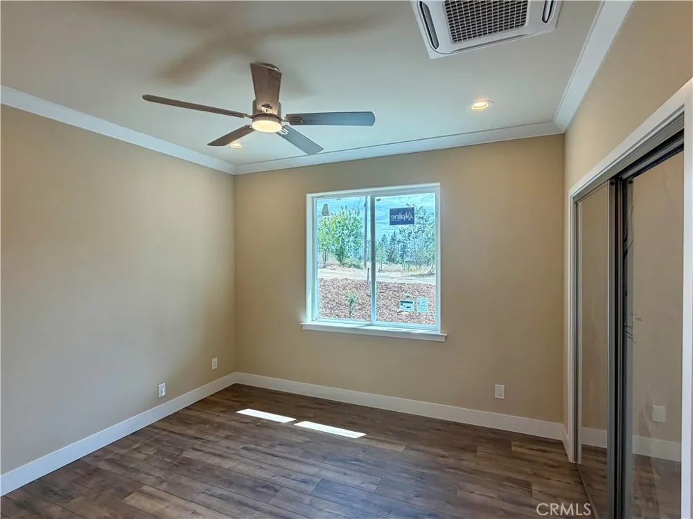 1439 Powell Paradise, CA 95969