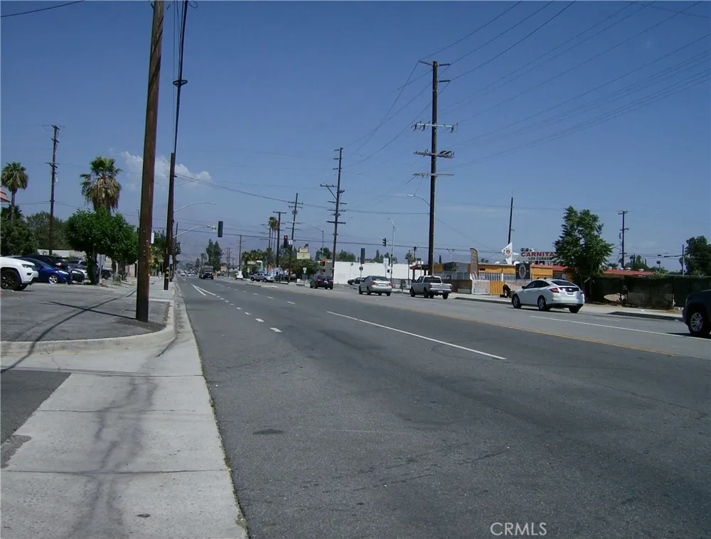 1639 E Base Line Street San Bernardino, CA 92410