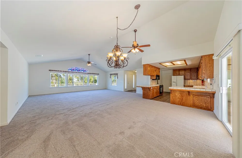 33322 Lucky Ridge Coarsegold, CA 93614