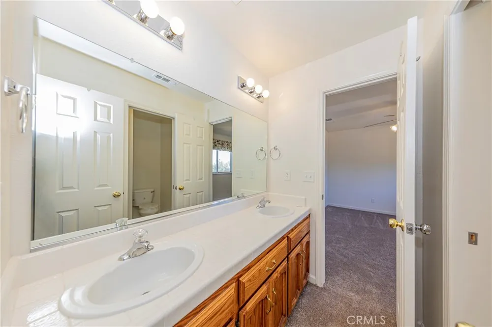 33322 Lucky Ridge Coarsegold, CA 93614