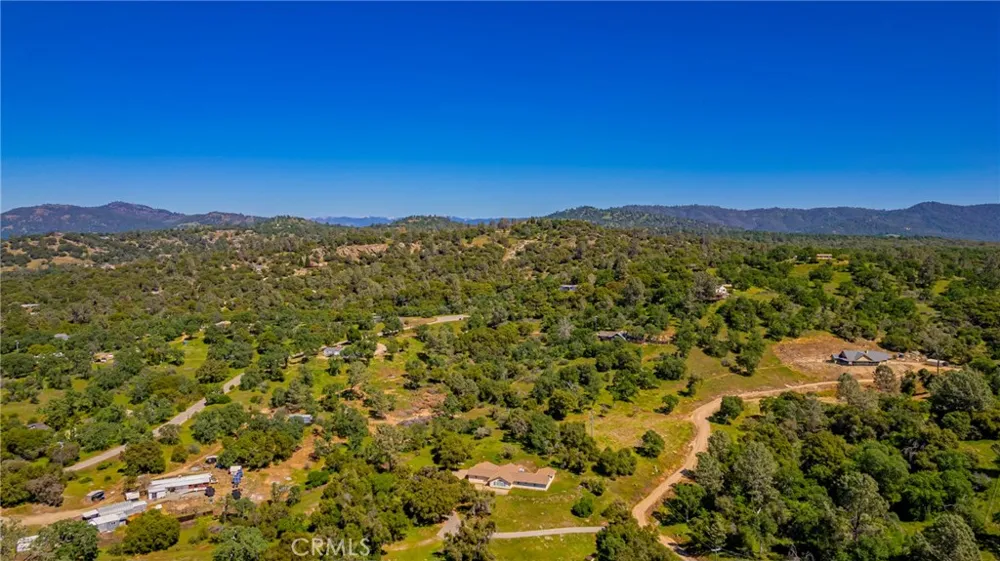 33322 Lucky Ridge Coarsegold, CA 93614