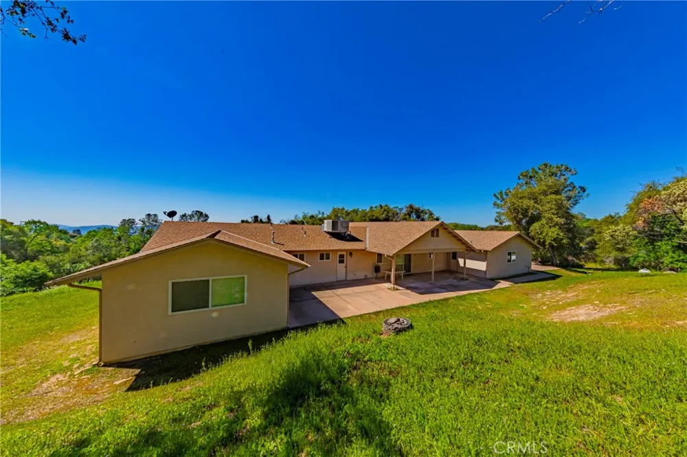 33322 Lucky Ridge Coarsegold, CA 93614