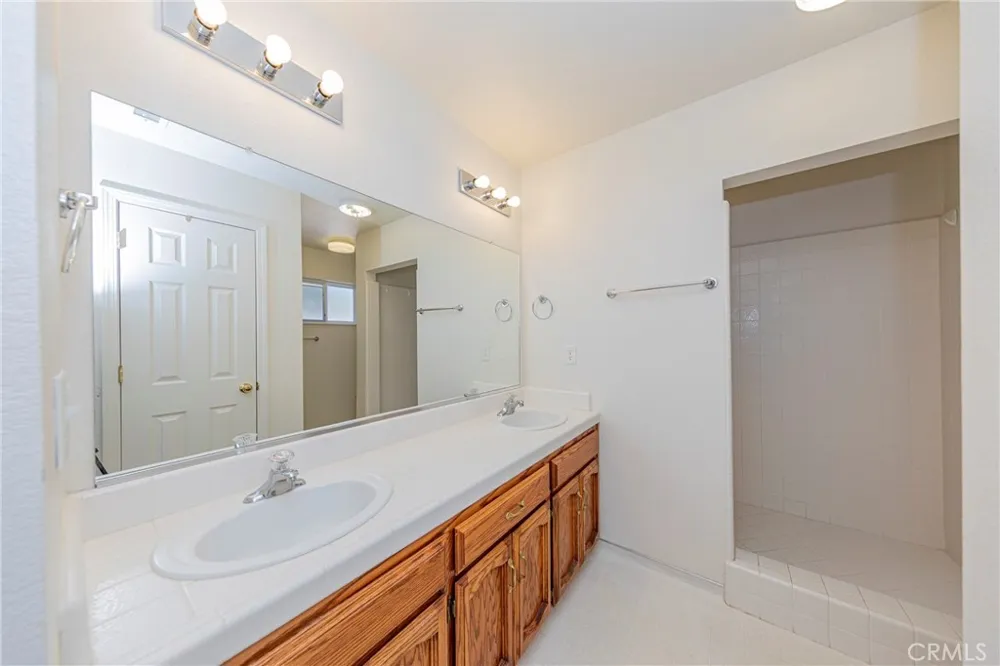 33322 Lucky Ridge Coarsegold, CA 93614