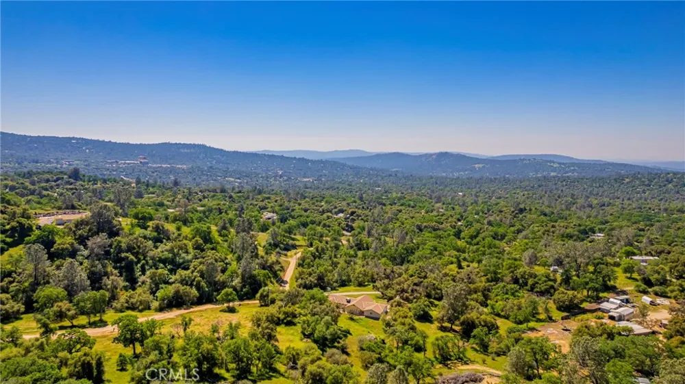 33322 Lucky Ridge Coarsegold, CA 93614