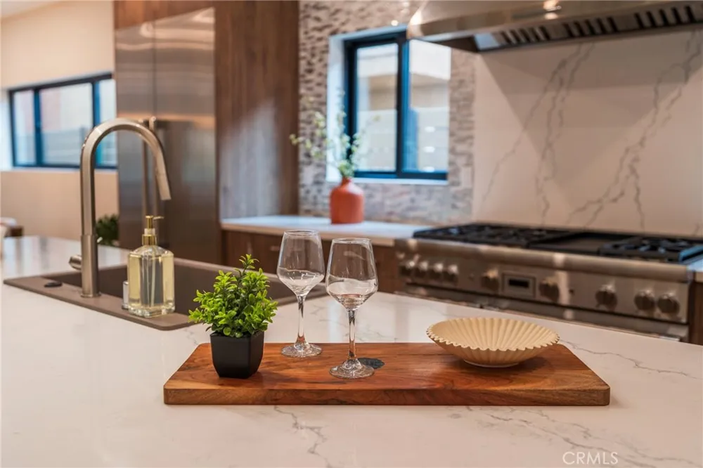 424 20th Huntington Beach, CA 92648
