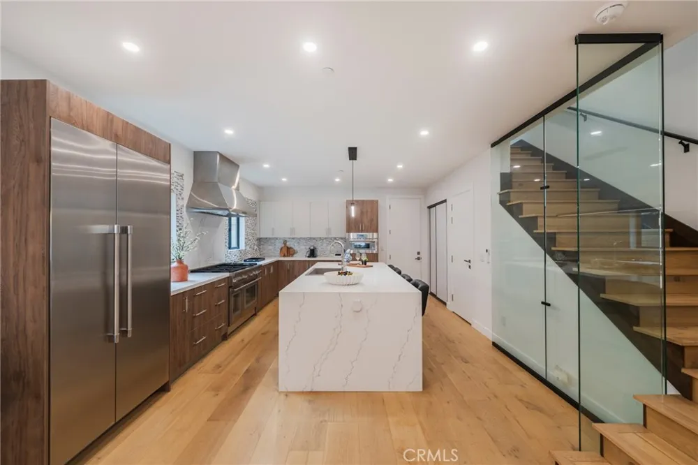 424 20th Huntington Beach, CA 92648