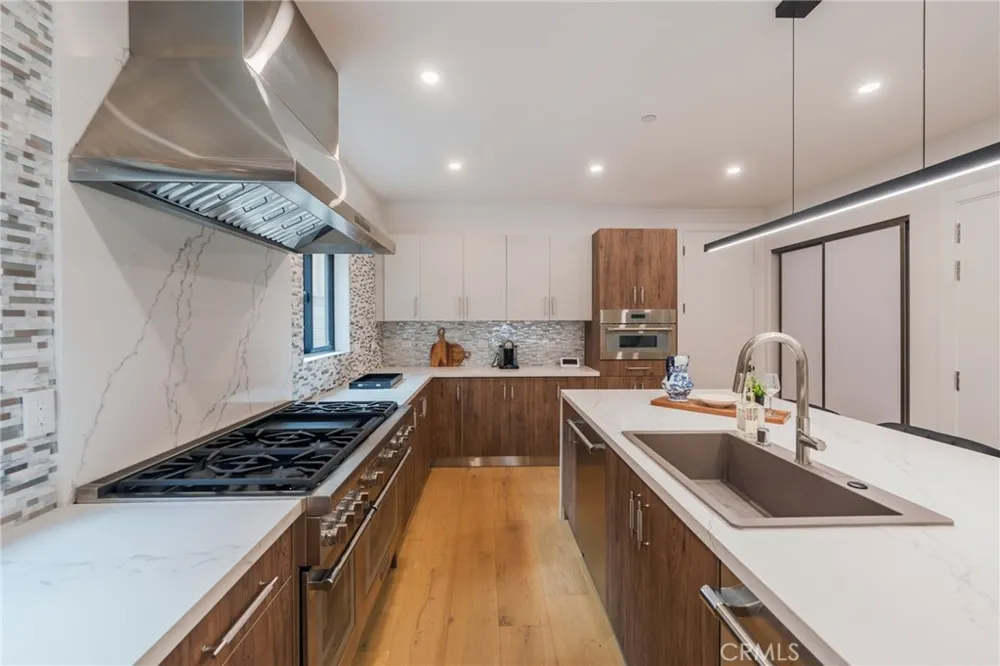 424 20th Huntington Beach, CA 92648