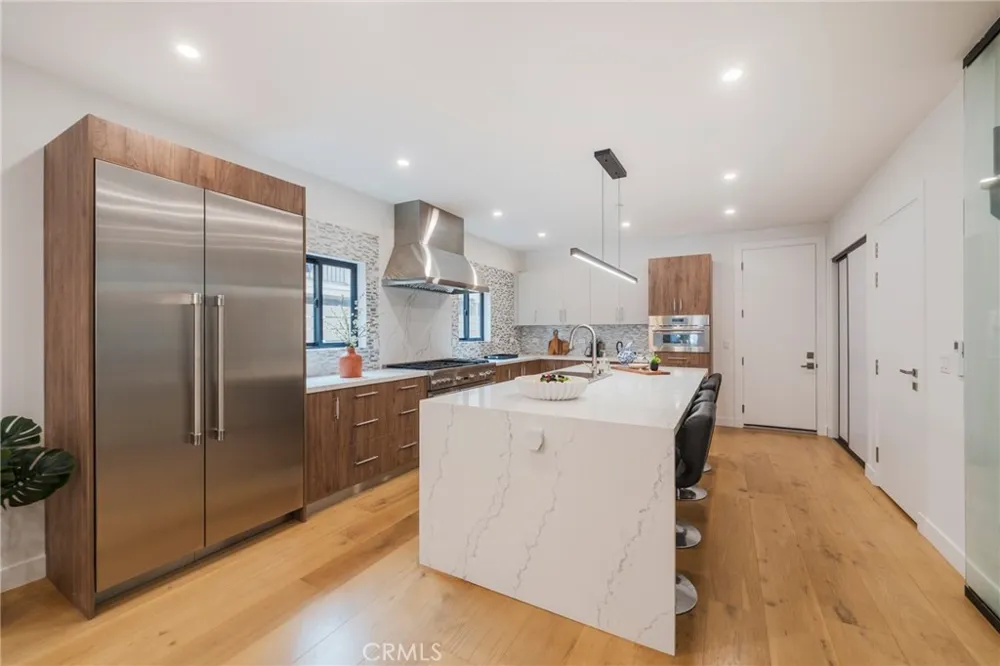 424 20th Huntington Beach, CA 92648