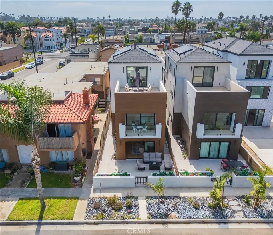 424 20th Huntington Beach, CA 92648