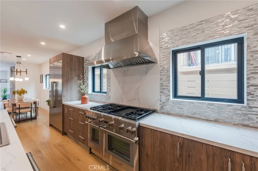 424 20th Huntington Beach, CA 92648