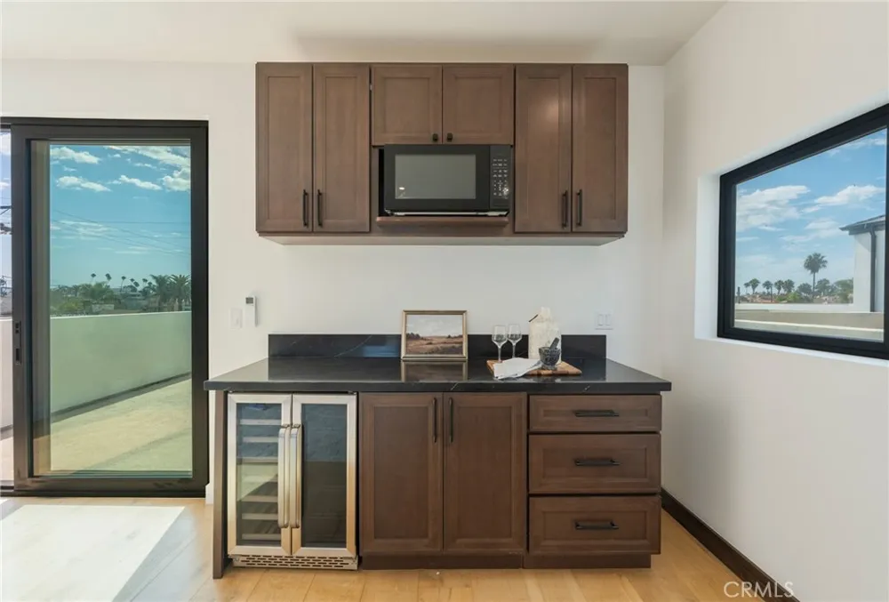424 20th Huntington Beach, CA 92648