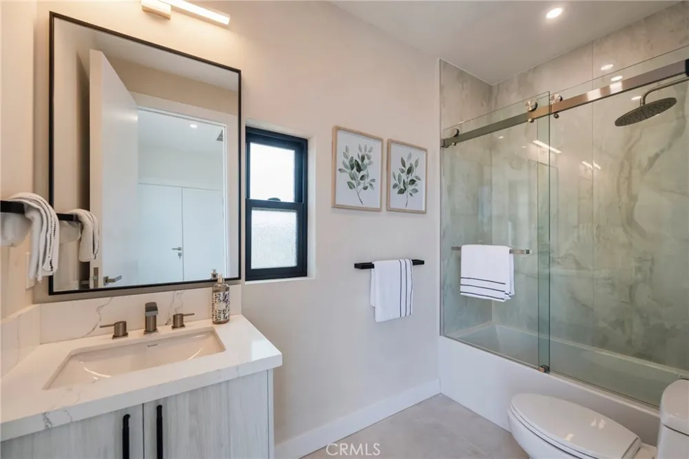 424 20th Huntington Beach, CA 92648