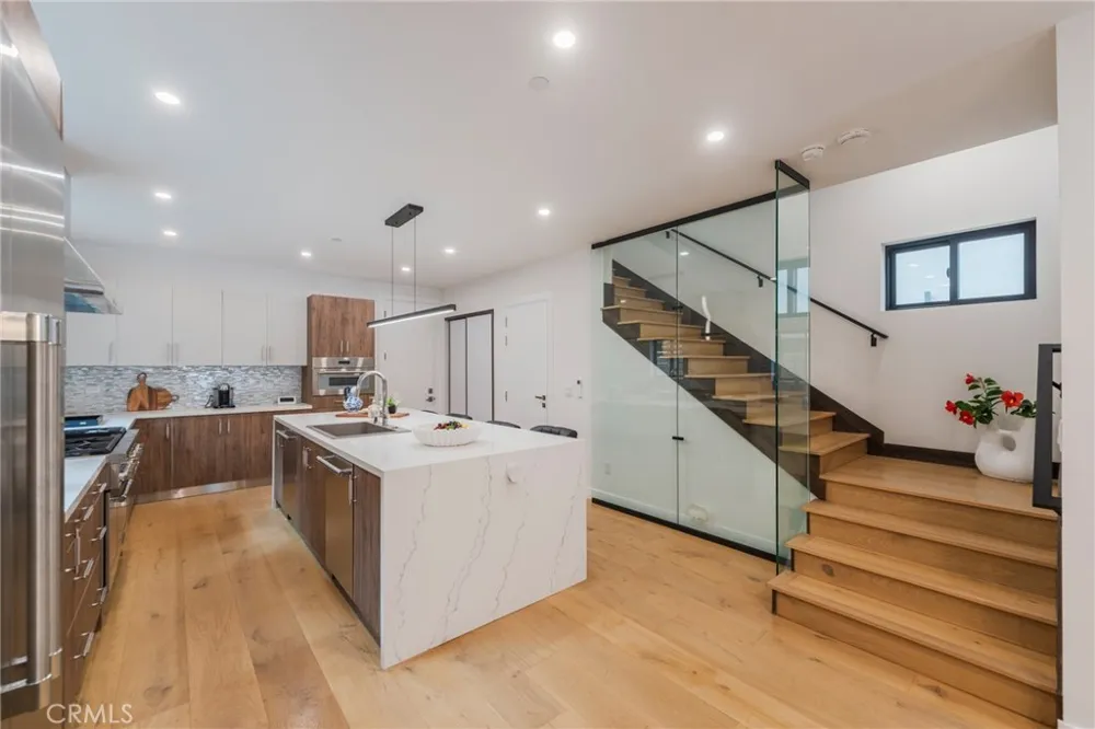 424 20th Huntington Beach, CA 92648